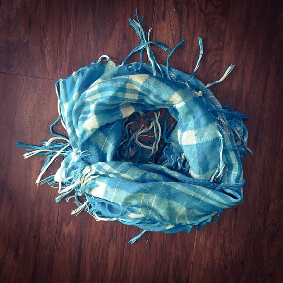 | Express | Blue & White Scarf - Picture 3 of 3